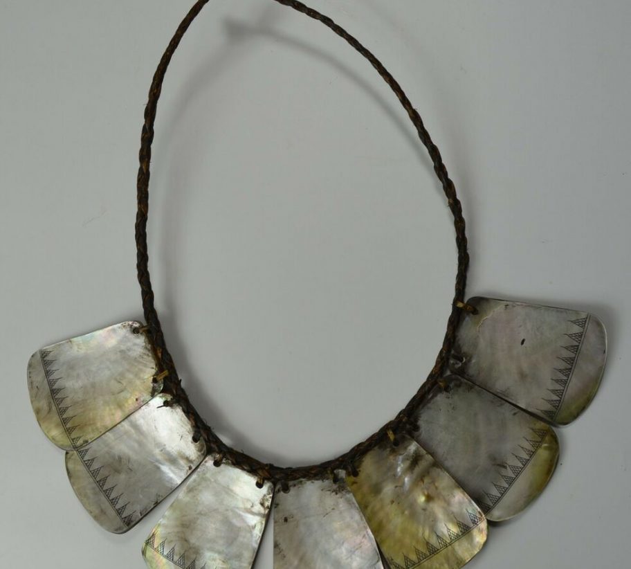 Nice large Vintage ifugao Tribal mother of pearl necklace Philippines-SOLD