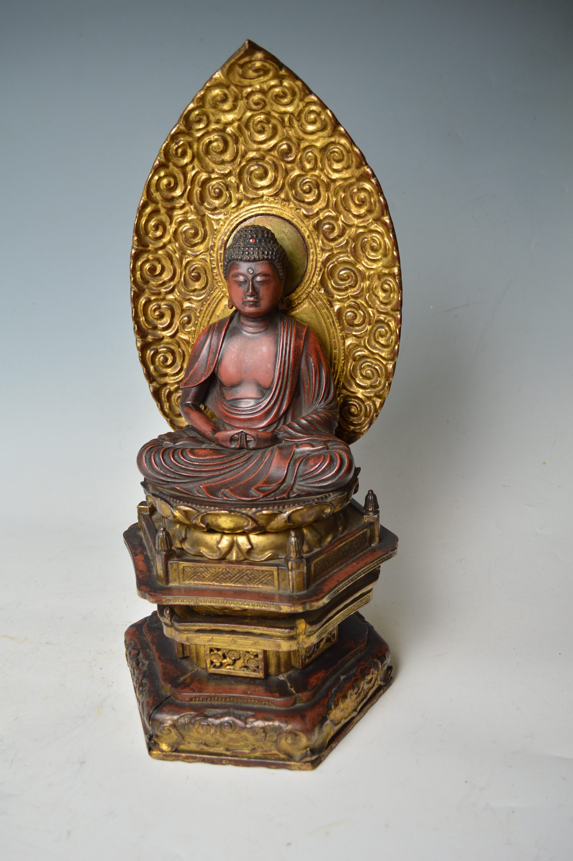 Fine Elegant Antique Japanese Lacquered Buddha Meiji 日本の骨董品