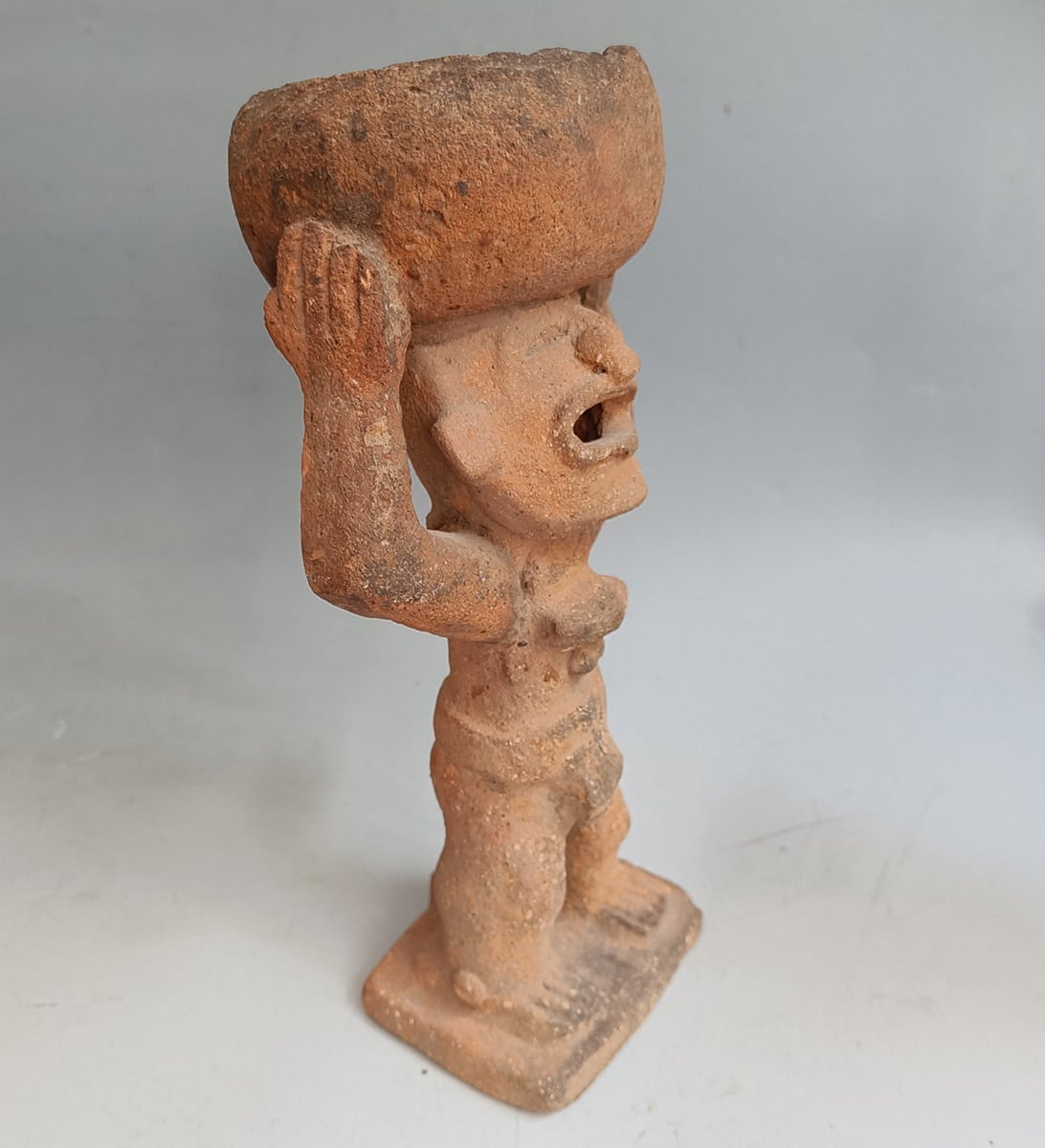Central Mexican Rare Pre columbian Terracotta Figure with Bowl - Image 2